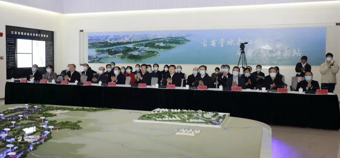 封面2.jpg